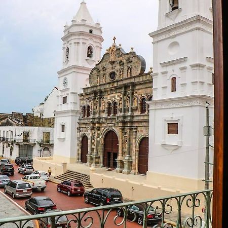 Plaza Catedral 104 - Apartment With A View To Plaza Catedral In Casco Панама Экстерьер фото